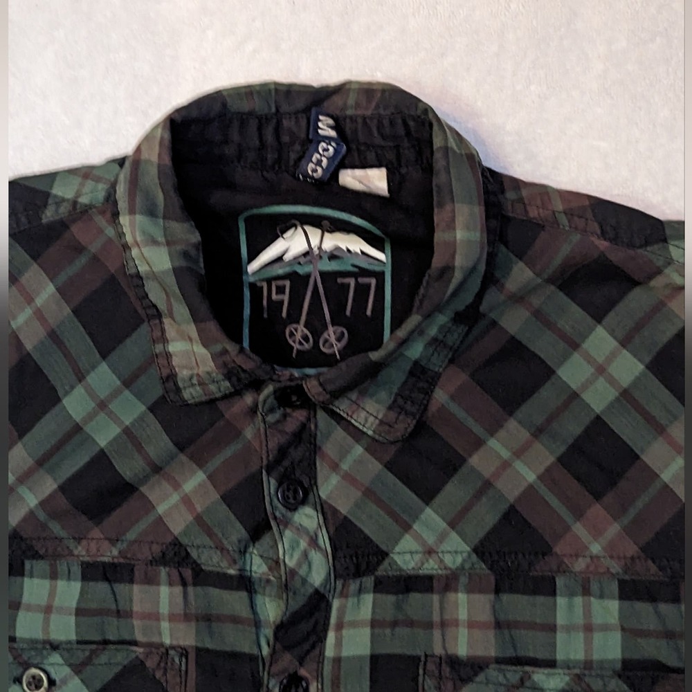 ·Divided by H&M Casual Button Down, Medium